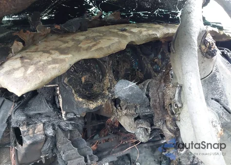 2001 Buick Lesabre Limited z USA, uszkodzony, nr VIN 1G4HR54K11U170875